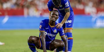 Player Ratings: Barcelona 6-2 Betis – Messi, Suarez star