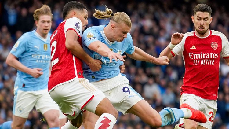 Manchester City and Arsenal play out stalemate in Premier League showdown