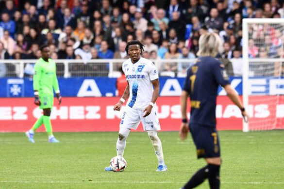 Reports: Super Eagles star to remain in Ligue 1 with new contract extension