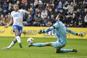 “He has decent numbers”- Ex-Scotland striker shares take on Cyriel Dessers