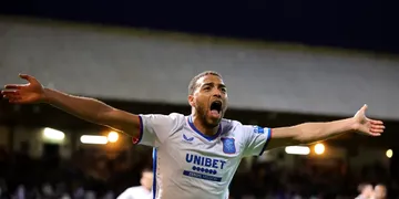 Feyenoord businessman wants discussions with club over Dessers’ future