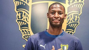 FC Famalicão sign prolific 19-year-old Nigerian forward Abubakar