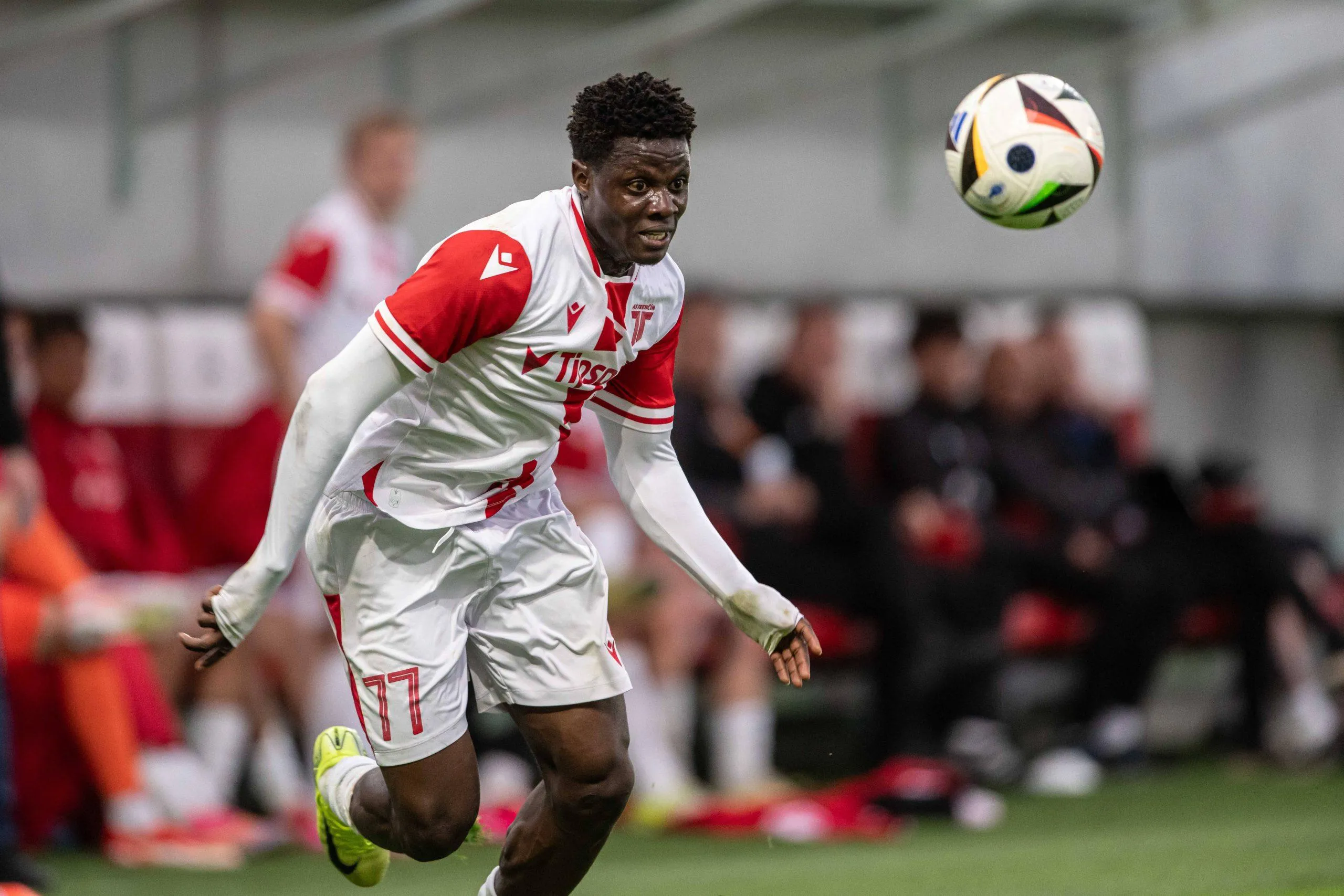 Sani Suleiman follows the ball during Nike liga match