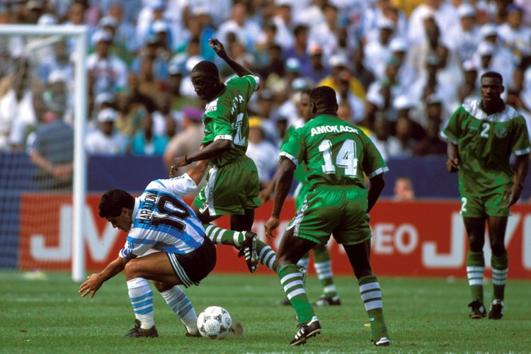 Amokachi rolls back the years, recalls hilarious substitution in Everton’s FA Cup win