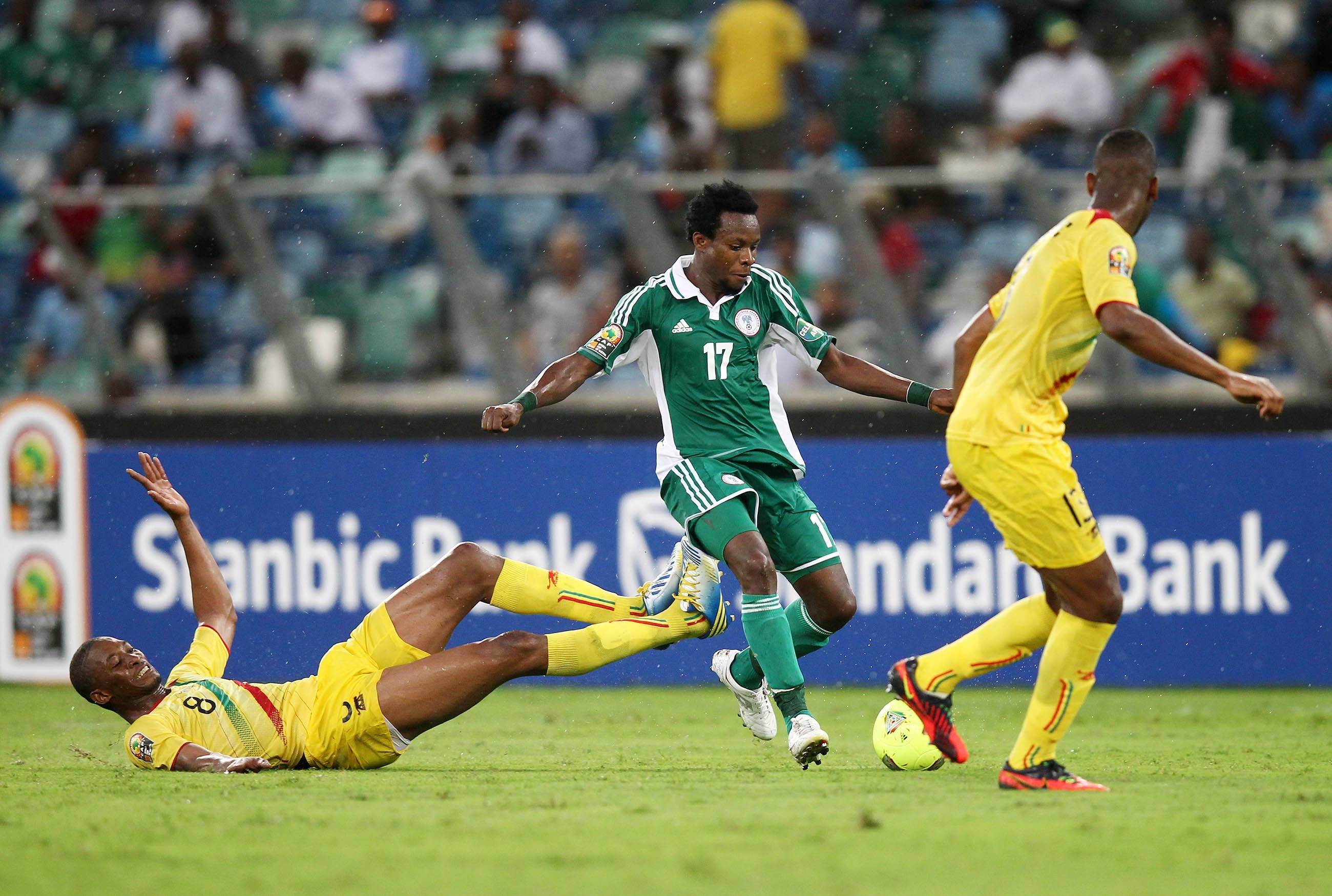 Ogenyi Onazi and Kalilou Traore during the 2013 Orange African Cup of Nations 1st Semi Final match between Mali and Nigeria