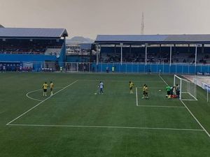 Referee Abdullahi steals the show as ‘VAR’ drama rocks Enyimba’s tough victory over Doma United