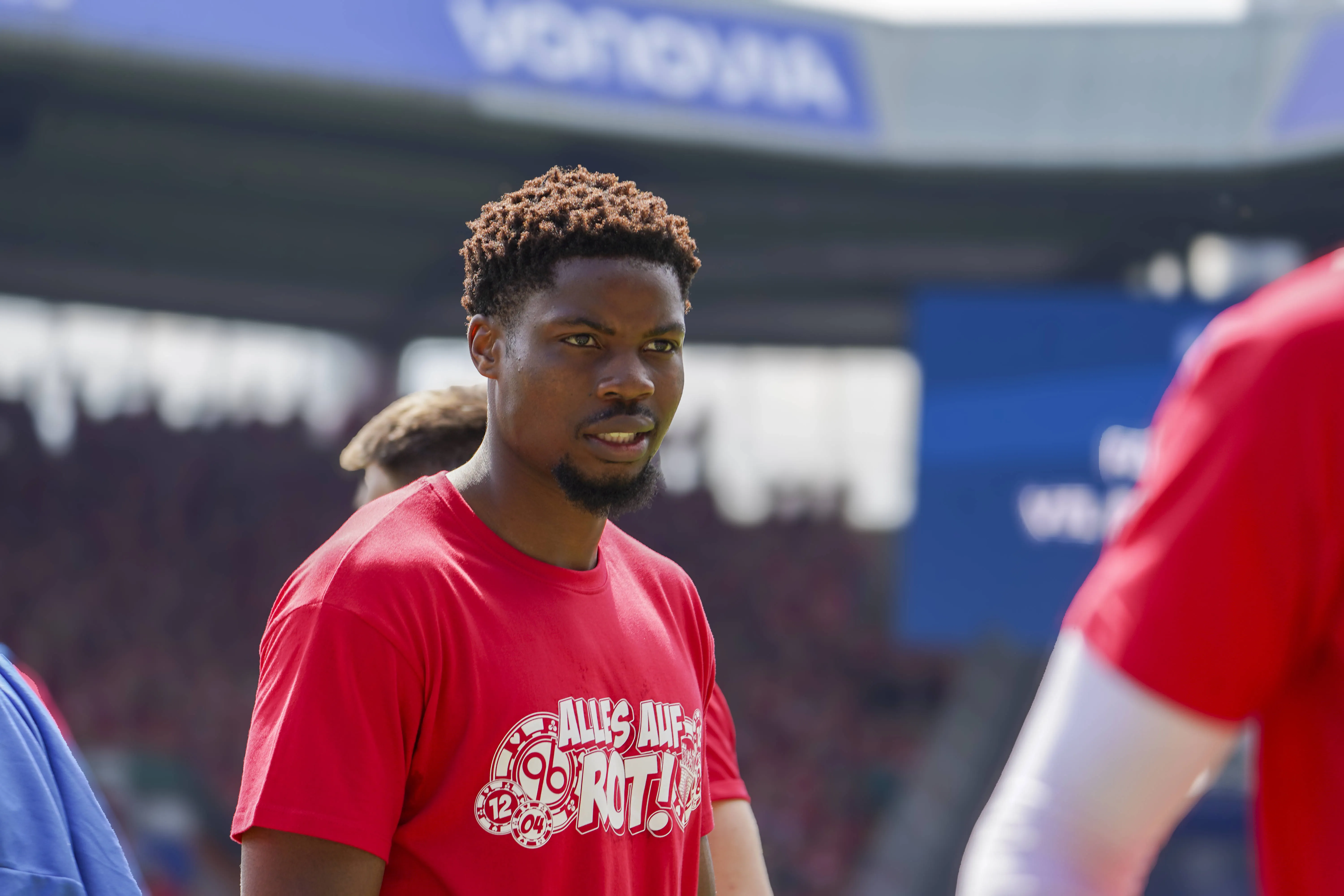 Ime Okon in action for Hannover 96