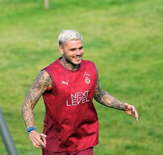 Mauro Icardi in Galatasaray training