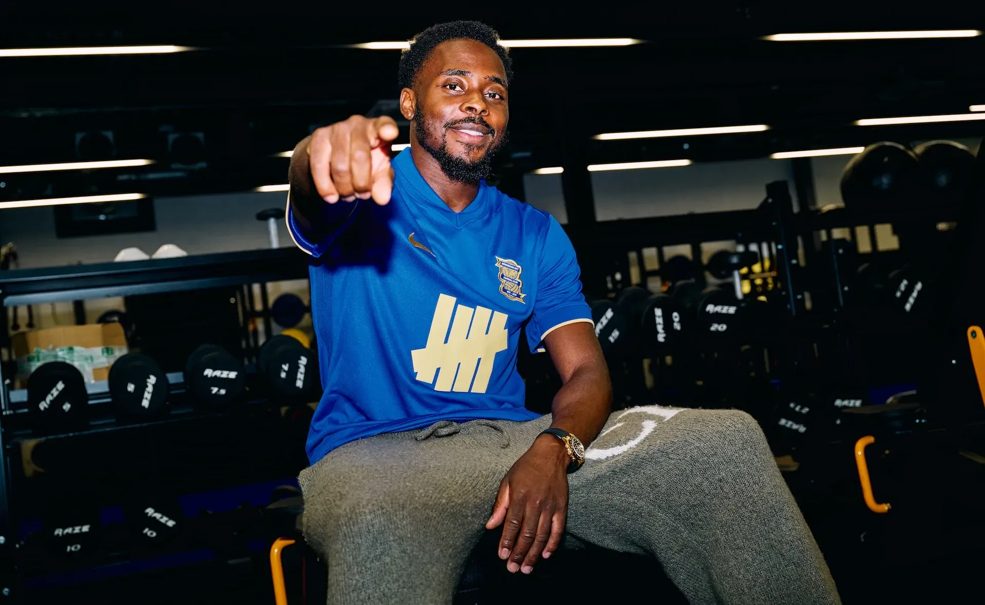 Bright Osayi-Samuel signs for Birmingham City