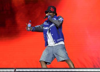 Watch: Wizkid shares thought on football, names his best position ahead of MLLE tour in Tottenham