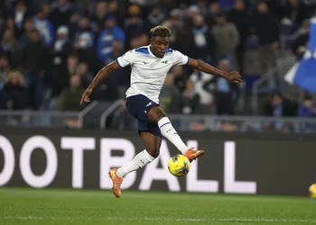 Nigerians abroad: Monday hits 10 goals, Osimhen’s Galatasaray clash abandoned, Nnadozie stars in Paris FC Cup win