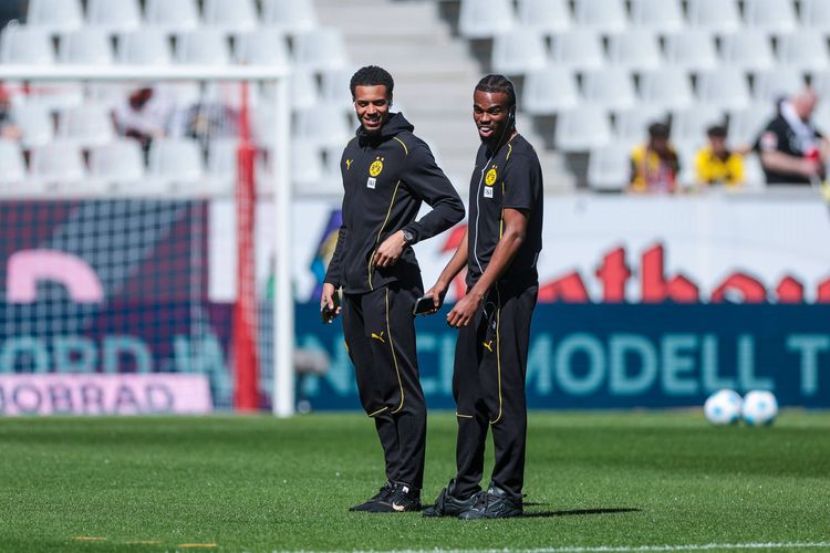 Borussia Dortmund stars with Nigerian roots: Felix Nmecha (L) and Carney Chukwuemeka. 