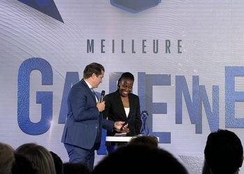 Chiamaka Nnadozie wins Arkema Goalkeeper of the Year award, makes French TOTS
