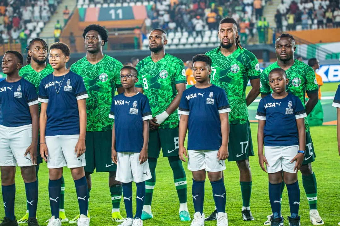 Super Eagles stars Ola Aina and Alex Iwobi