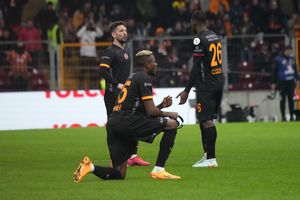 Victor Osimhen: What Manchester United must do to sign Super Eagles star