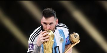 Former Ajax Star Tips Super Eagles To Top World Cup Qualifying Group