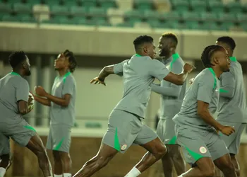 “Very similar” – Nottingham Forest head coach issues Aina, Awoniyi fitness update ahead of Liverpool clash