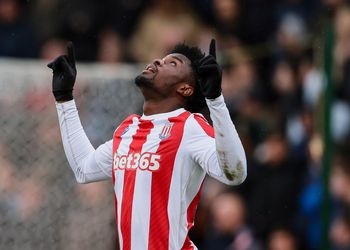 Maja Grabs First Ligue 1 Hat-trick As Bordeaux Thrash Nimes