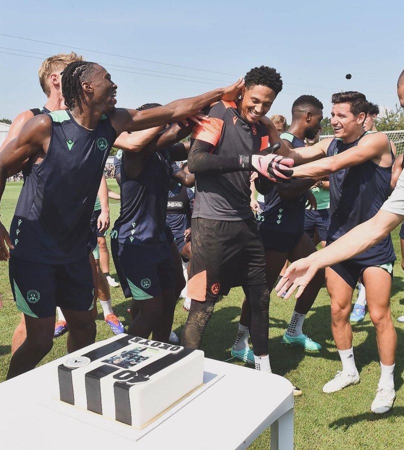 Super Eagles goalkeeper Maduka Okoye with his Udinese teammates