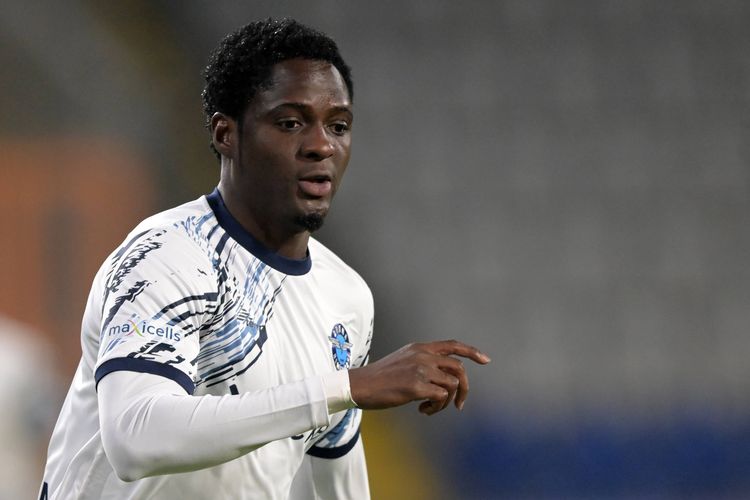 Hull City new signing David Akintola