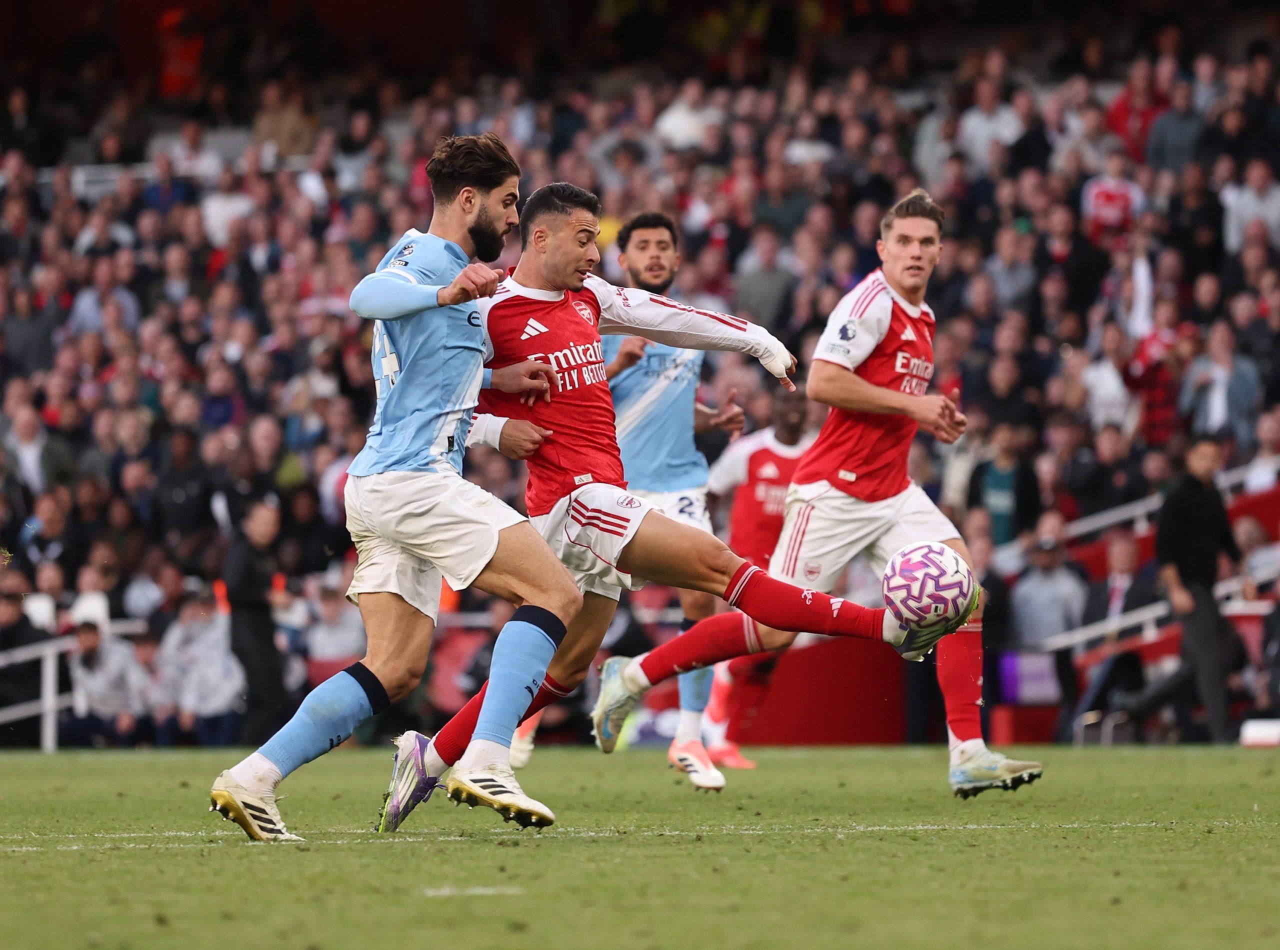 Gabriel Martinelli of Arsenal scores the equalising goal during the Arsenal vs Manchester City Premier League match