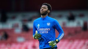 Arsenal-owned goalkeeper caught between playing for England or Nigeria