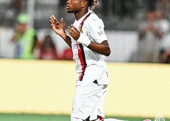 Watch: Flying Eagles star joins Stefano Pioli‘s Milan for preseason tour