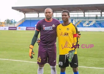 Father Vs Son: Veteran Nigerian goalkeeper squares up against son in pre-season tournament
