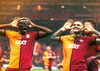 Watch: Osimhen sends powerful message to injured Icardi with goal celebration against Samsunspor