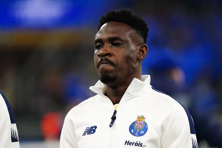 Super Eagles ace Zaidu Sanusi faces key Porto decision after return in Hibernian draw