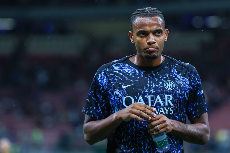 Inter Milan defender Manuel Akanji