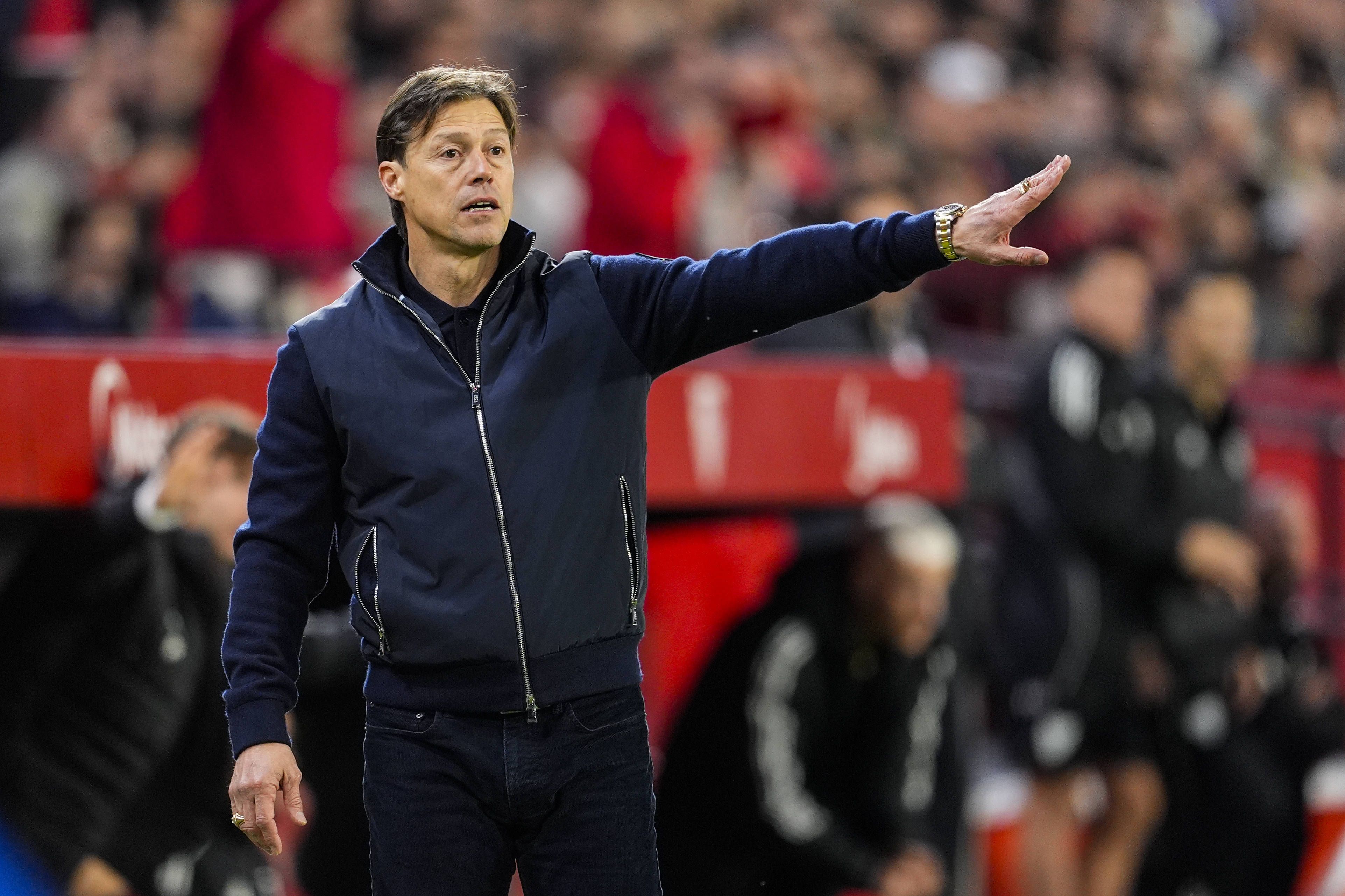 Matias Almeyda, head coach of Sevilla FC, gestures during the La Liga match played between Sevilla FC and Deportivo Alaves at Ramon Sanchez-Pizjuan stadium