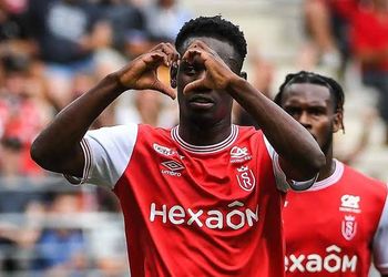 Super Eagles head coach Peseiro urged to beat the United States, England to prolific Ligue 1 striker