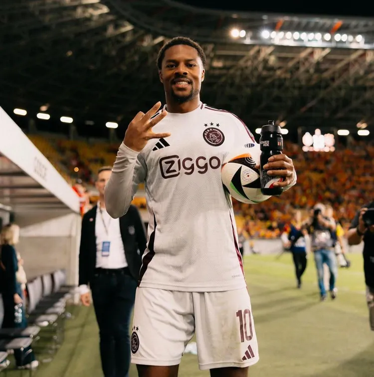 Ajax and Nigeria winger Chuba Akpom.