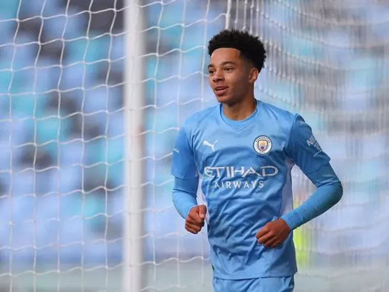 Samuel Edozie's starting claim and Ruben Dias' clumsiness among five Man City talking points - Simon Bajkowski - Manchester Evening News