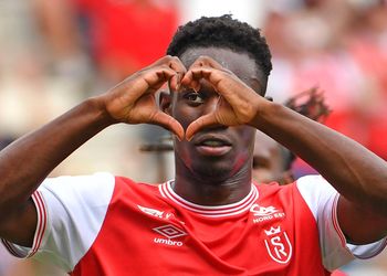 ‘Omo Naija’ – Super Eagles-eligible Arsenal forward takes style home on 21st birthday