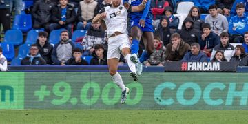 Nantes star Moses Simon makes contract decision as Everton plot move