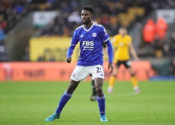 Why I’ll pick Ndidi over Mikel as a defensive midfielder – Oliseh