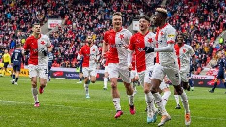 “Who will replace him?” – Coach laments Super Eagles star’s imminent departure after excellent two-goal display