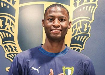 WATCH: Zaidu Sanusi scores title-winning goal for Porto