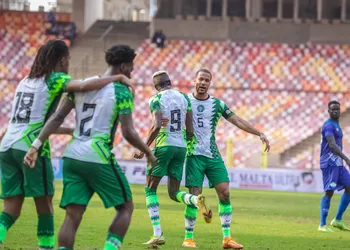 FA Cup winner faults Eric Chelle’s inclusion of ex-Leicester & Man City stars in Super Eagles squad
