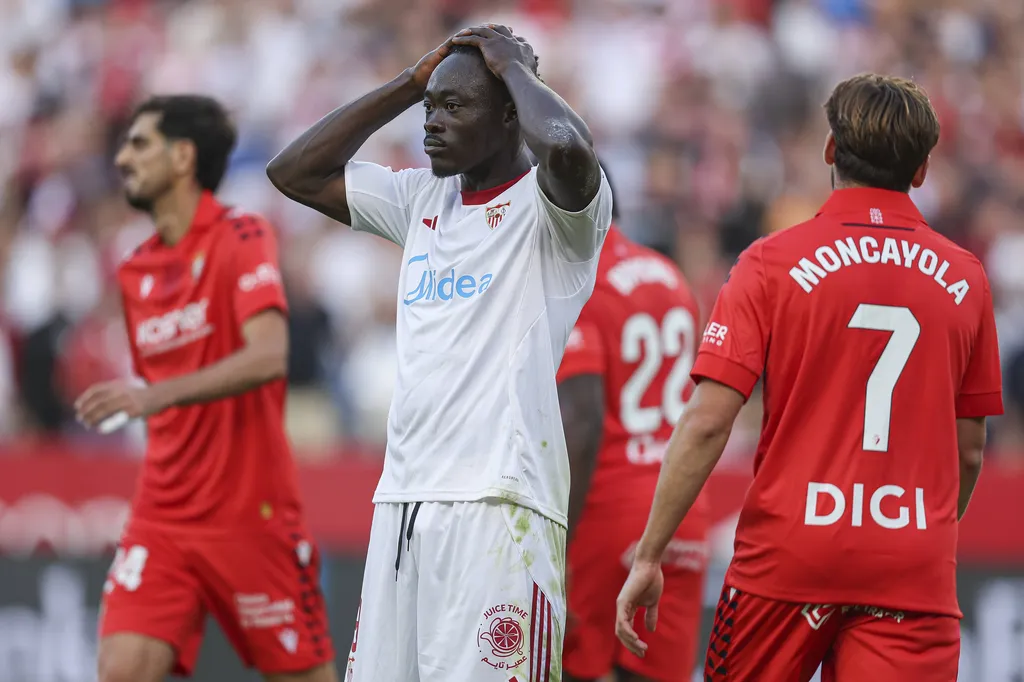Adams during the La Liga match between Sevilla FC and CA Osasuna played at Ramon Sanchez Pizjuan Stadium