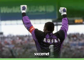 “I am not watching them” – Vincent Enyeama reveals he knows nothing about Super Eagles goalkeeping struggles