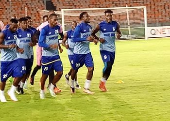 WATCH: Rivers United’s team bus burgled, sprayed with toxic substance in Tanzania – report