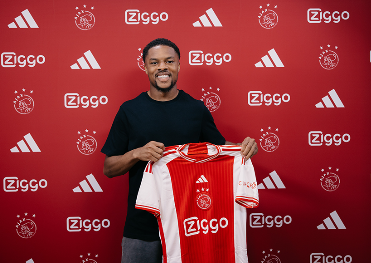 “A special feeling” – Ajax’s Akpom gushes over wearing Cruyff and Van Basten’s iconic shirt number