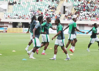 Manchester United, PSG, alert as transfer expert gives update on Osimhen’s future