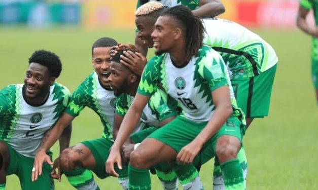 Blow for Super Eagles? Alex Iwobi expected to sit out Everton’s Premier League matches for ‘few weeks’