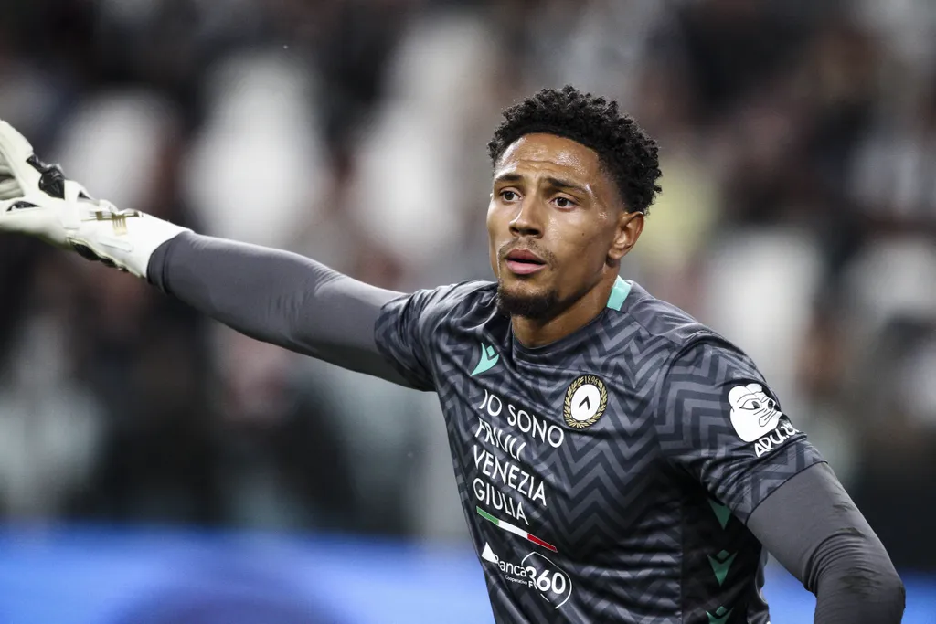 Udinese goalkeeper Maduka Okoye looks on during the Serie A match against Juventus
