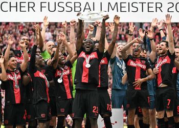 AFL: Kanu and Enyimba blasted after ‘poor’ jersey scandal against Wydad