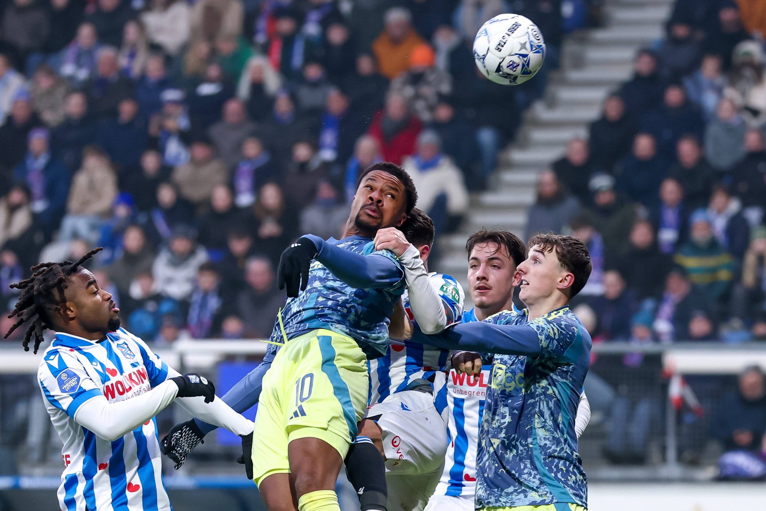 Chuba Akpom contesting for a ball
